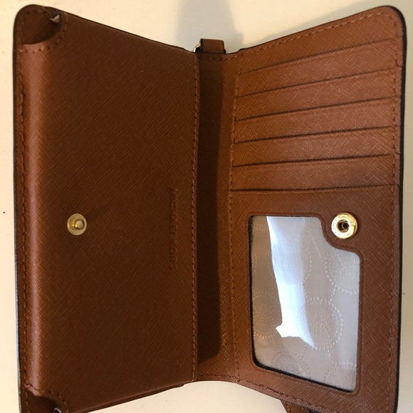 Michael Kors Clutch - Picture 3 of 4